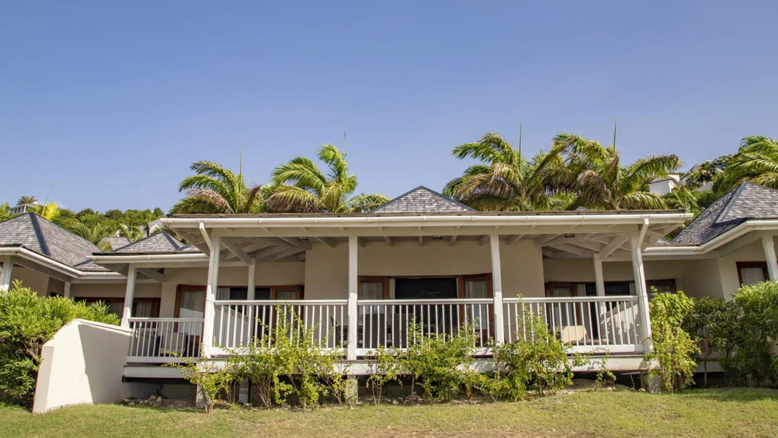 Beach-Adjacent Two-Bedroom Cottage in a Gated Coastal Community, Antigua, Investitionsimmobilie für pass in Antigua and Barbuda